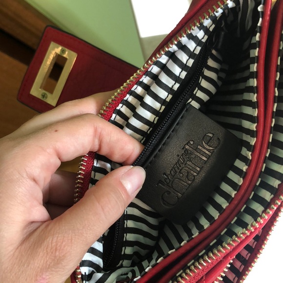 Large red wristlet - Picture 4 of 6